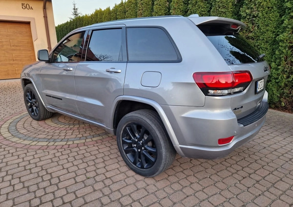 Jeep Grand Cherokee cena 139900 przebieg: 72400, rok produkcji 2020 z Drzewica małe 67